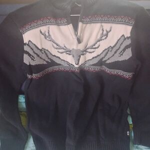 Men's Size L Cotton Sweater. Good condition.